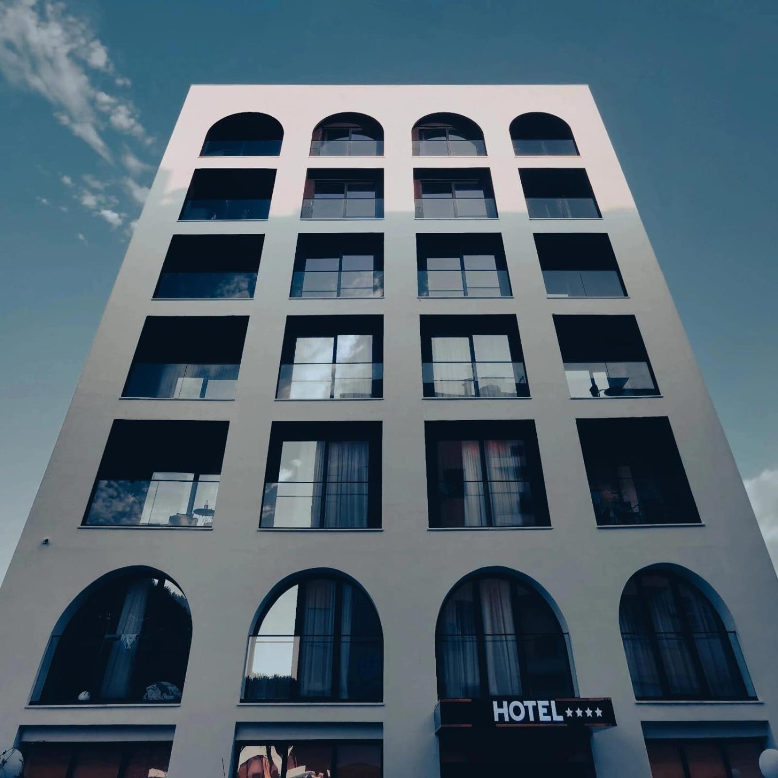 Bounty Hotel Golem  Exteriér fotografie